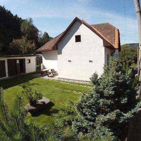 Penzion Pod Vejmutovym Lesom Kremnica Exterior photo